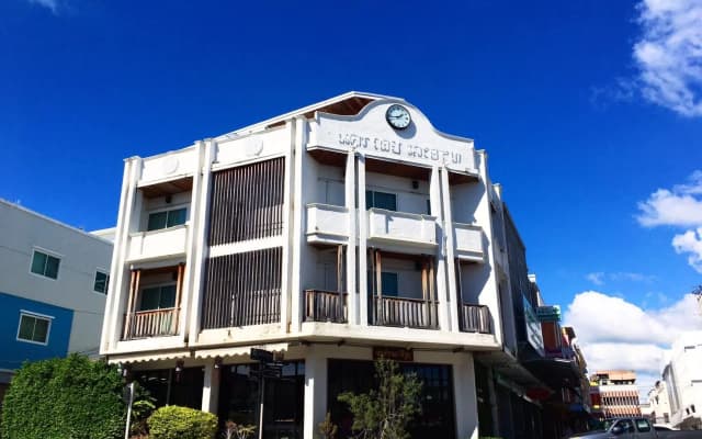 Nakorn de Sukhothai hip hotel