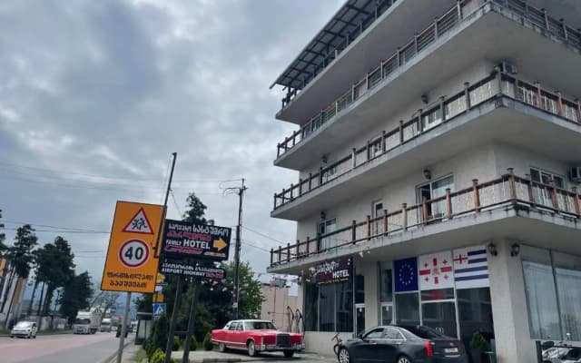 Hotel Carleone