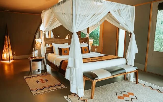 Soroi Luxury Migration Camp