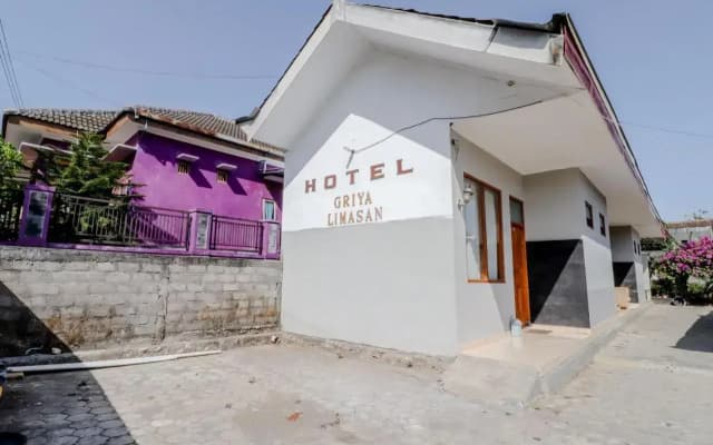 Griya Limasan Hotel
