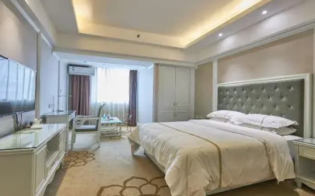 Bi Lian Hua Business Hotel