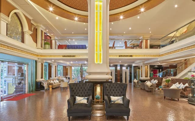 Floral Hotel  Dolphin Circle Pattaya