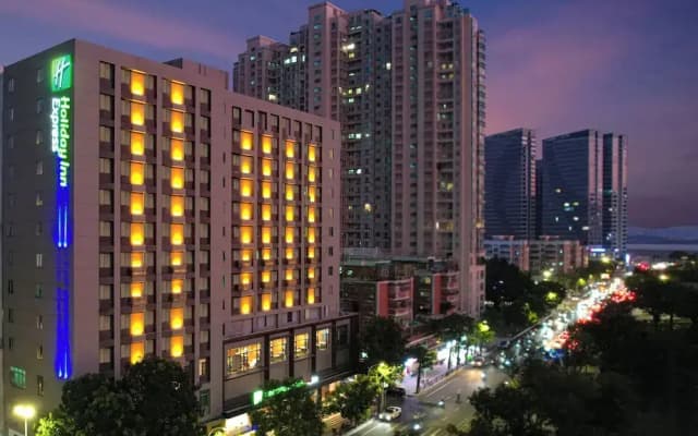 Holiday Inn Express Shantou City Center by IHG