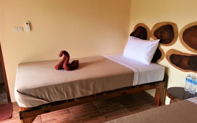 Khao Sok River Home Resort