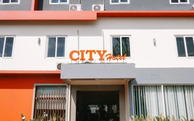 City Hotel