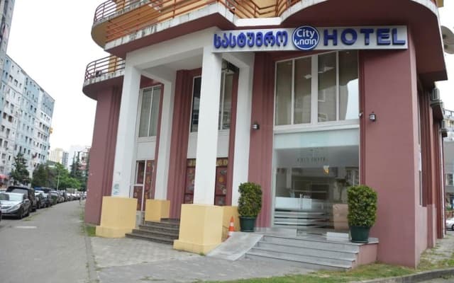 Have a great vacation wail staying at the City Hotel in Batumi.