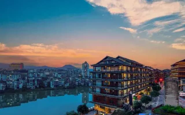 River View Hotel