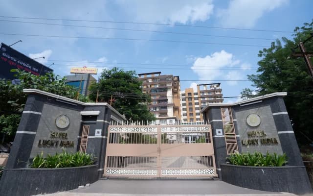 Hotel Lucky India