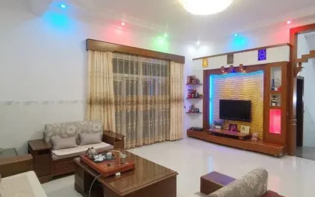 Longhai Yijian B&B