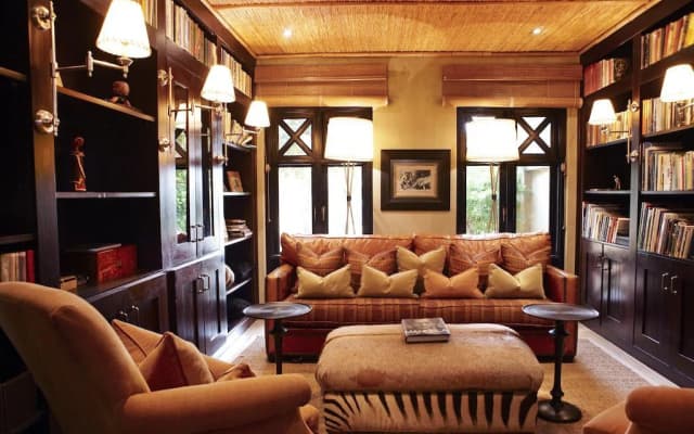 Thanda Safari