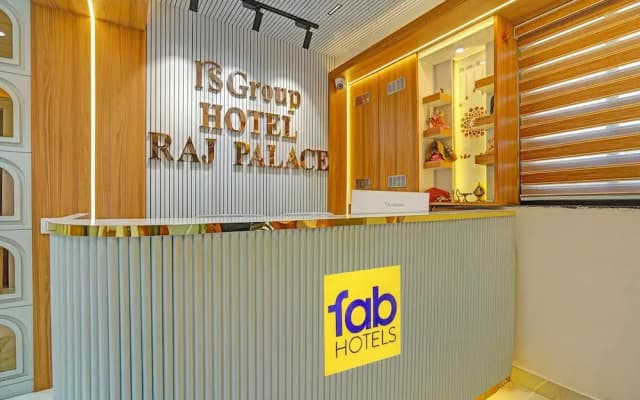 Fabhotel Raj Palace I