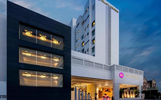 Grand Mercure Vadodara Surya Palace Hotel