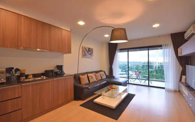The Nice Condotel Bangtao Beach