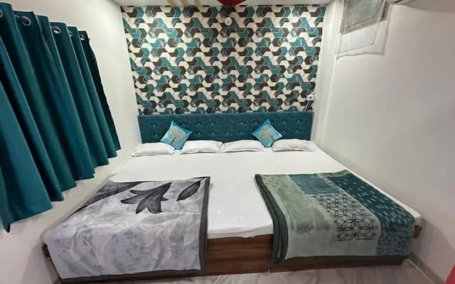 Hotel Gurukripa Guest House