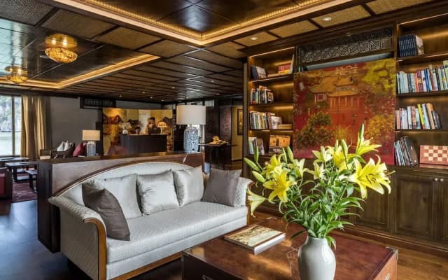 Heritage Line Ylang Cruise – Ha Long Bay & Lan Ha Bay