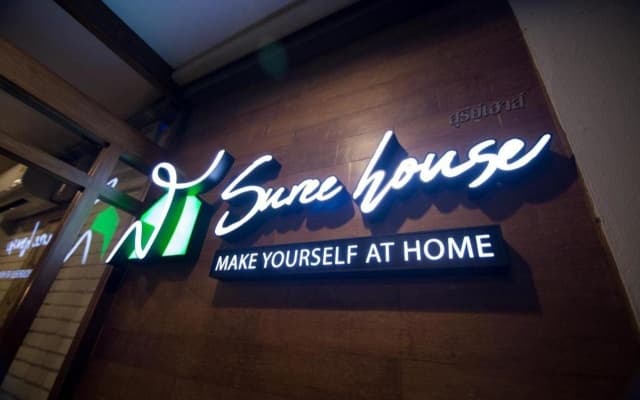 Suree House