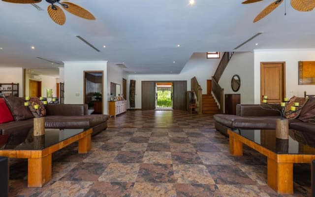 Large 6 Bed Luxury Villa on the Golf Course (PHJ)