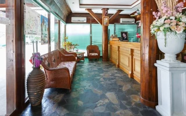 Suanpa Resort (SHA Extra Plus)