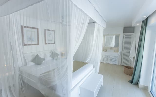 Dhow Inn Boutique Hotel