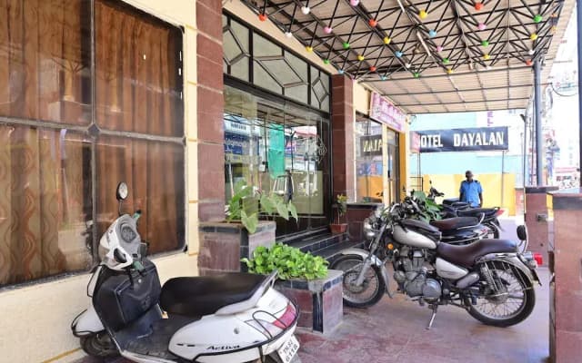 Hotel Dhayalan