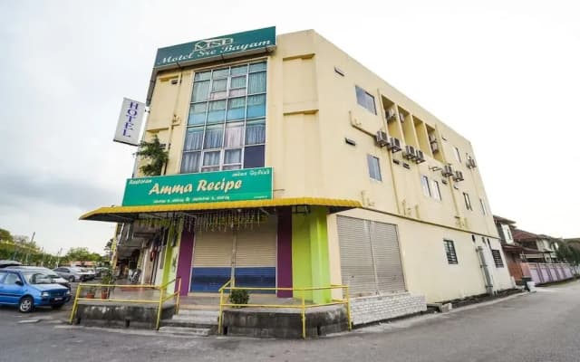 Oyo 44058 Motel Sre Bayam