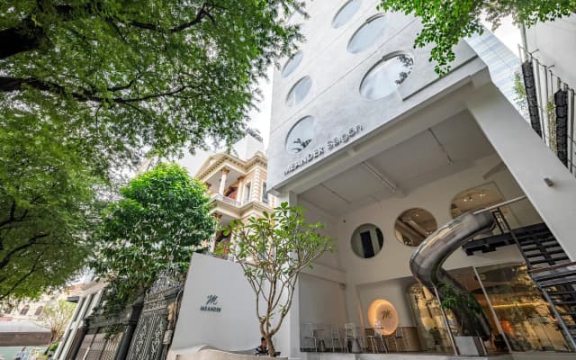 MEANDER Saigon