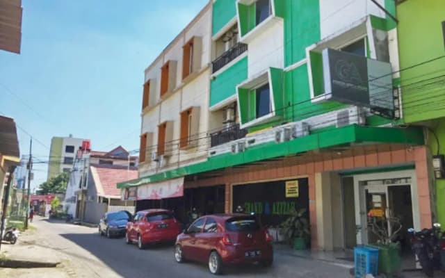 Hotel O Grand Azizah