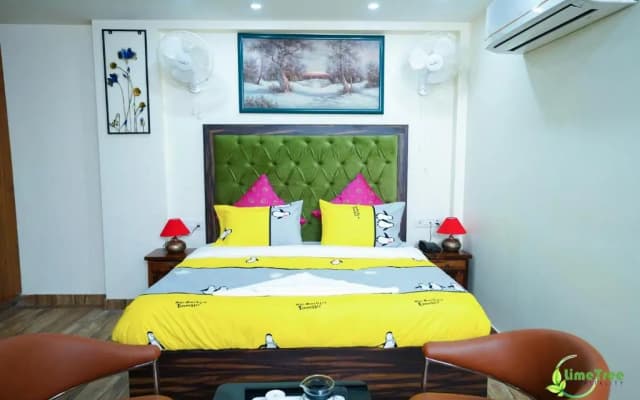 Lime Tree Hotel Near 32nd Avenue Sector 29 Gurgaon