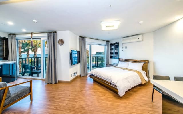 T Island Resort