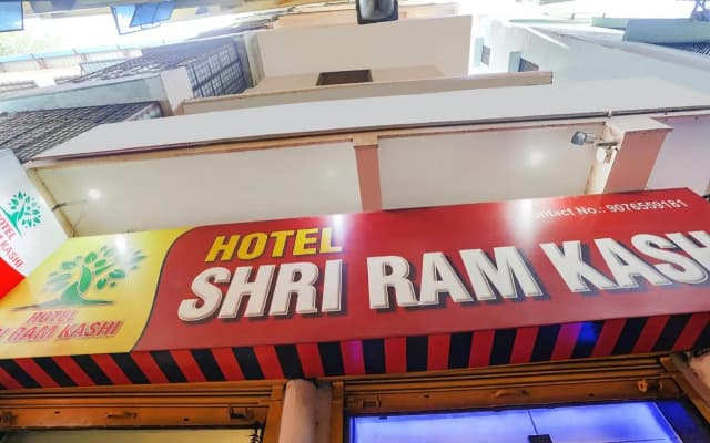 FabHotel Shri Ram Kashi