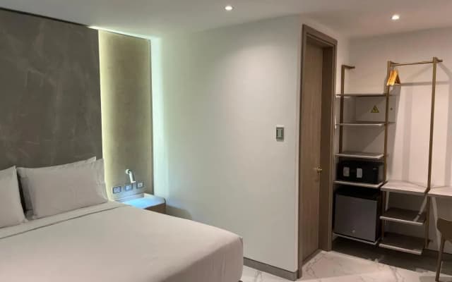 Delamar Hotel