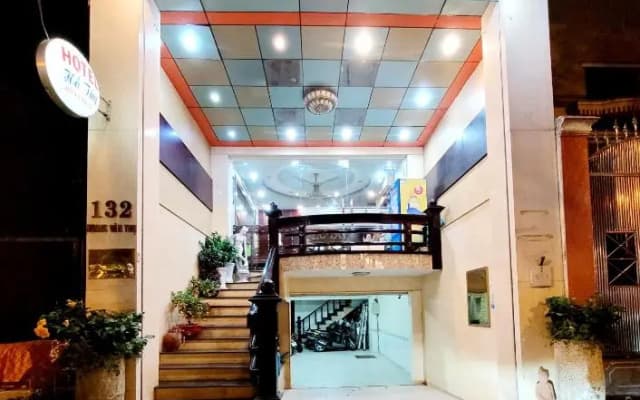 Ho Tay Hotel