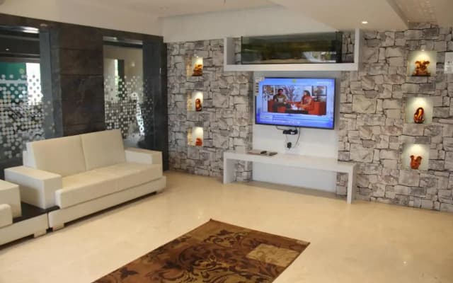 Hotel Saiprasad Executive