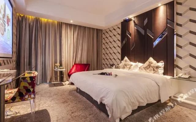 Perfect Fashion Hotel(Taizhou Luqiao Passenger Transport Center)