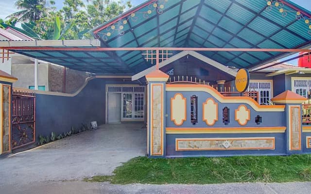 SPOT ON 90526 New Bunga Sonsang Homestay Syariah