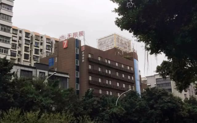 7 Days Premium·Fuzhou Tatou Road