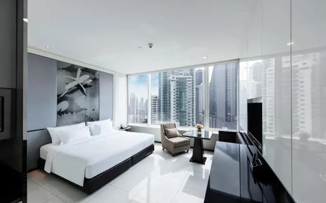 Grande Centre Point Hotel Terminal 21