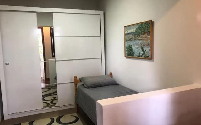 Charming Home 2 min. from Barigui Park
