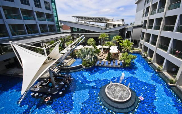 Курортный отель The Kee Resort & Spa
