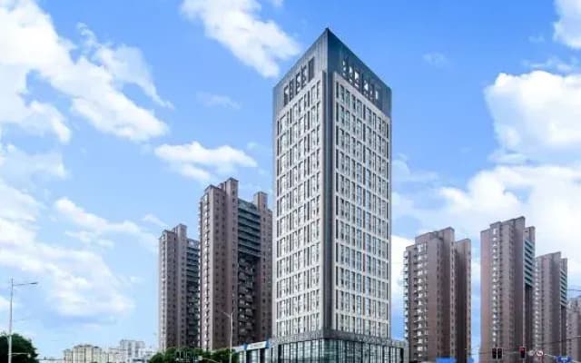 Lavande Hotel (Shenyang Railway Station Baogong North Street Subway Station)