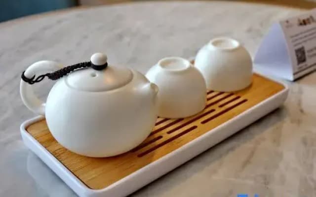 Zhuo Ruiyunrui Hotel