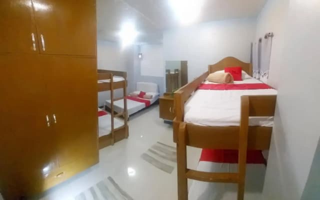 RedDoorz Hostel @ Ritz Place Baguio