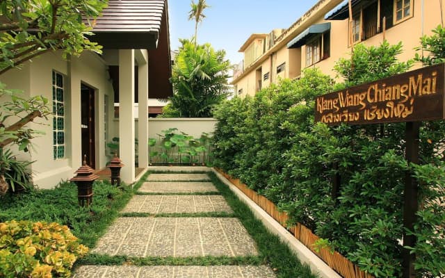 Baan Klang Wiang Hotel