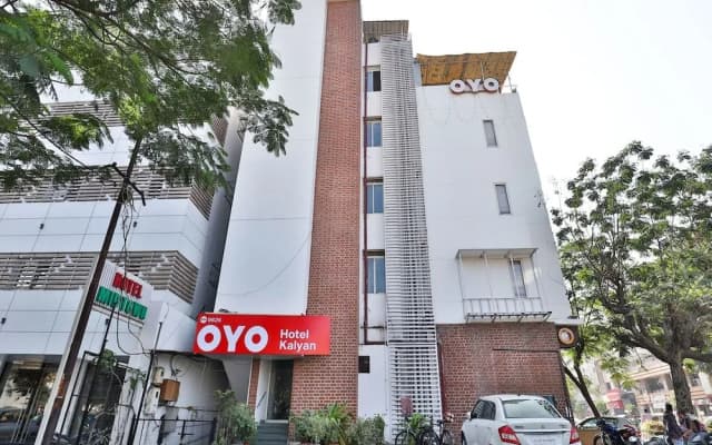 OYO 9626 Hotel Kalyan