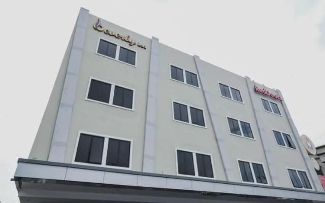 Beverly Hotel by Reddoorz