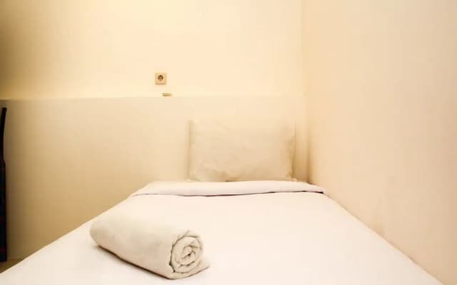 Fully Furnished with Cozy Design 2BR The Bellezza Apartment