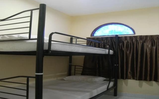 V Hostel