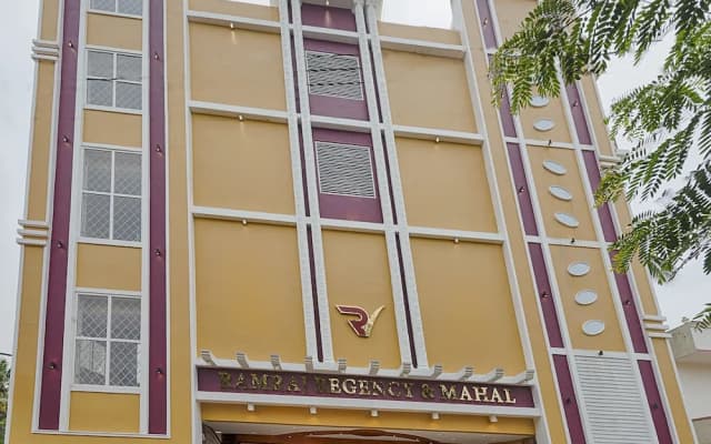 Hotel Ramraj Regency