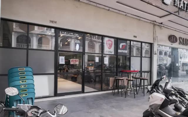 RedDoorz CBD Polonia Medan