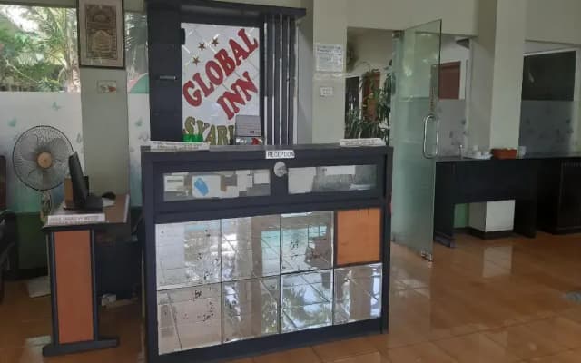 OYO 3749 Hotel Global Inn Syariah
